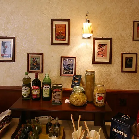 布达佩斯黄金酒店 4*