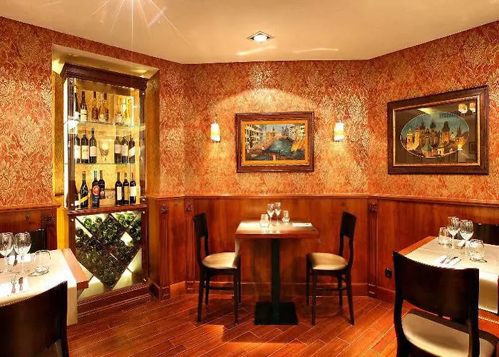 布达佩斯黄金酒店 酒店