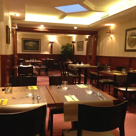 布达佩斯黄金酒店 4*