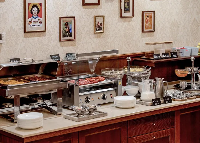 布达佩斯黄金酒店 酒店 4*