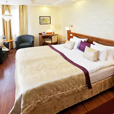 Gold Hotell 4*