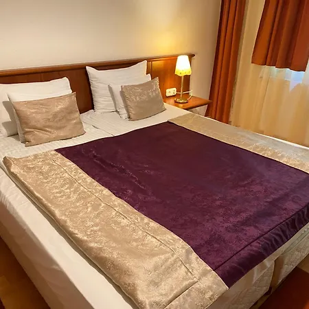 Gold Hotell